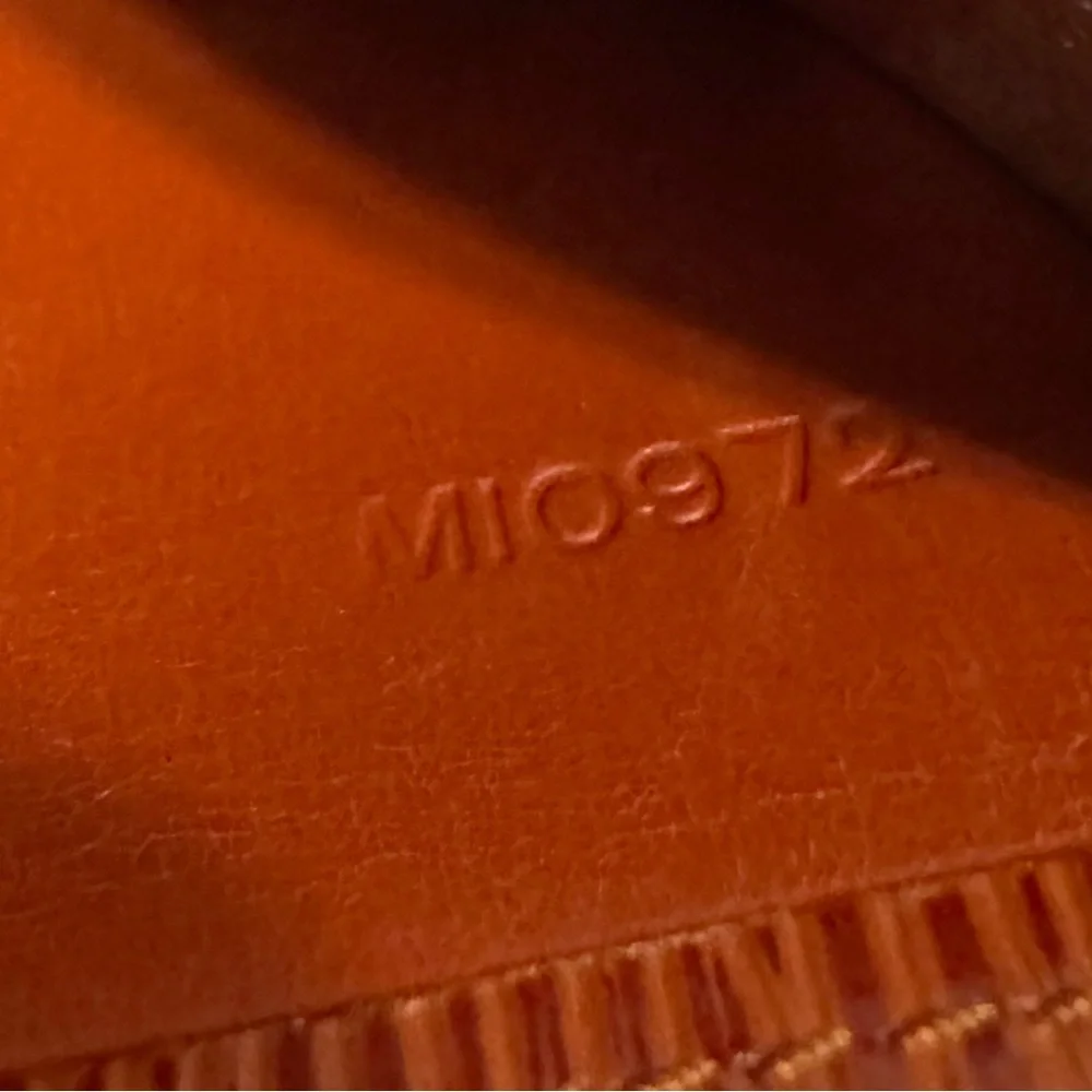 Louis Vuitton Vintage Epi Portefeuille Elise Trifold Compact Wallet Kenyan Fawn - Picture 6 of 13